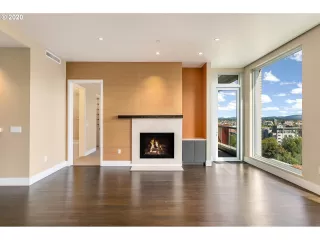 Photo #1: 21644246 Listing