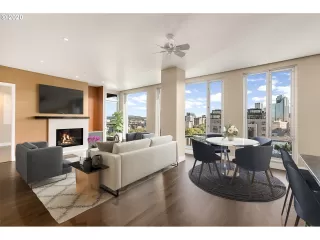 Photo #4: 21644246 Listing