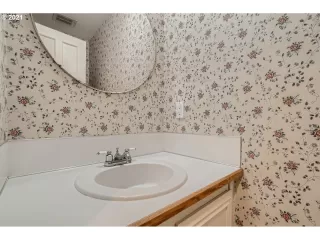 Photo #6: 21645006 Listing