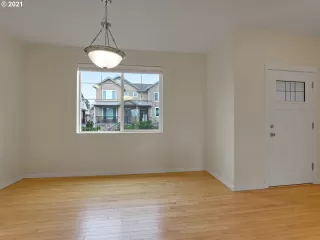 Photo #1: 21645633 Listing