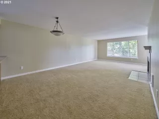 Photo #3: 21645984 Listing