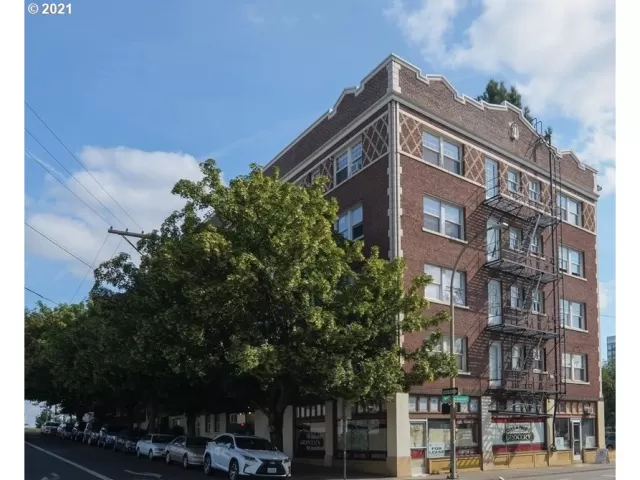 MLS: 21646872 Condo For Sale