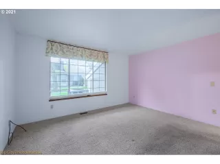 Photo #2: 21646912 Listing