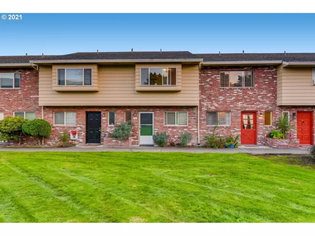 MLS: 21647096 Condo For Sale