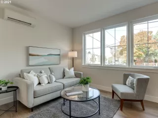 Photo #1: 21647741 Listing