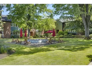 Photo #2: 21648199 Listing 