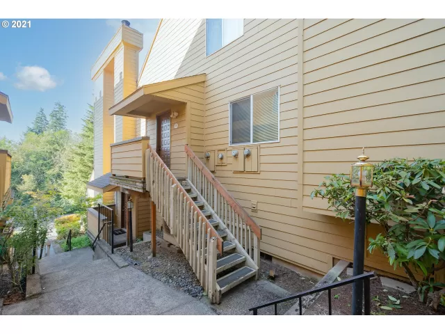 MLS: 21648311 Condo For Sale