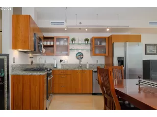 Photo #6: 21649504 Listing 