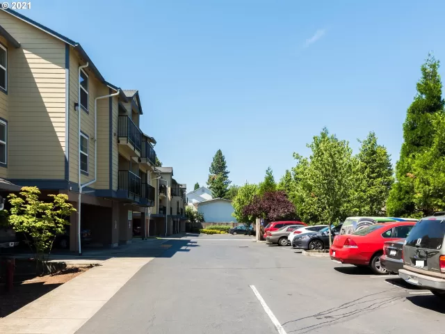 MLS: 21649896 Condo For Sale