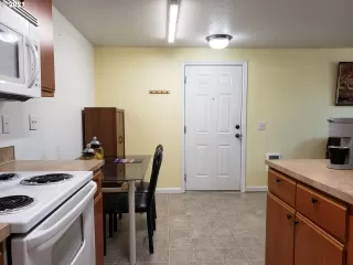 Photo #2: 21649896 Listing