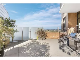 Photo #1: 21649903 Listing
