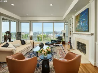 Photo #1: 21650252 Listing