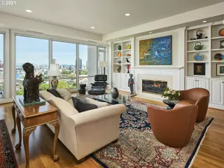 Photo #2: 21650252 Listing