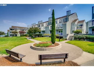 Photo #1: 21650359 Listing