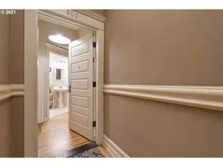 Photo #1: 21650473 Listing 