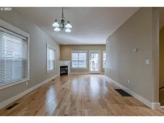 Photo #2: 21650680 Listing 