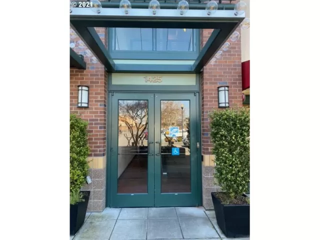 MLS: 21651923 Condo For Sale