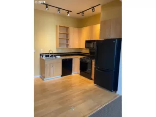 Photo #3: 21651923 Listing 