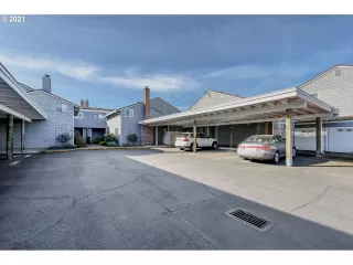 Photo #4: 21652229 Listing