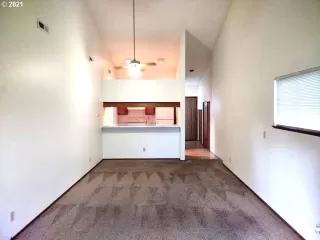 Photo #3: 21652758 Listing 