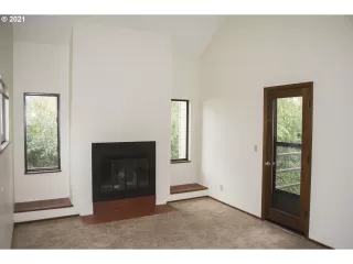 Photo #4: 21652758 Listing 