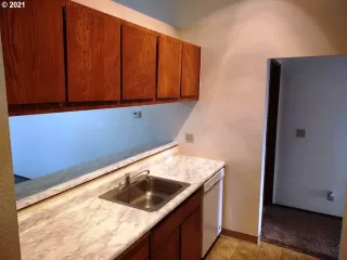 Photo #6: 21652758 Listing 