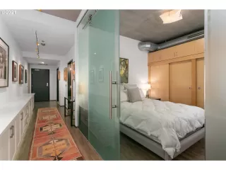 Photo #2: 21652772 Listing 