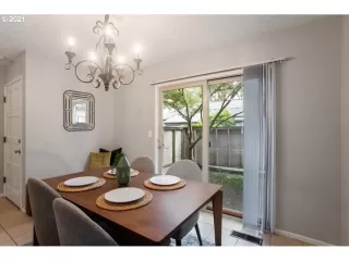 Photo #6: 21653044 Listing 