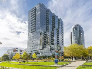 Photo #4: 21653328 Listing