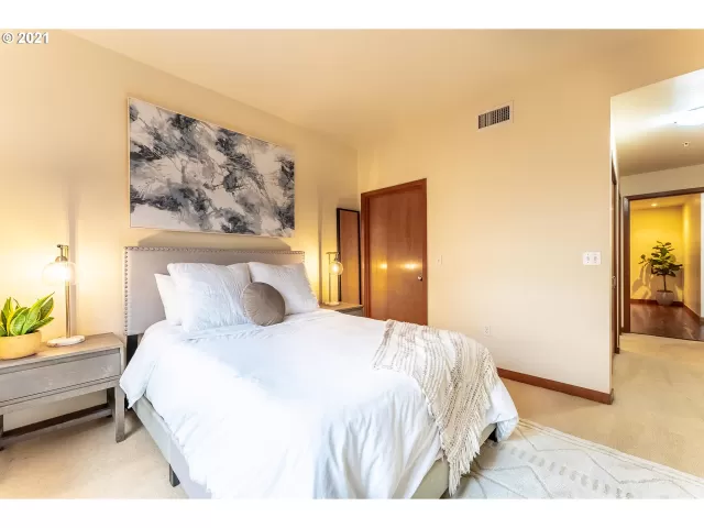 MLS: 21653467 Condo For Sale