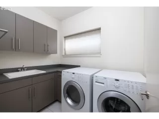 Photo #5: 21653608 Listing 