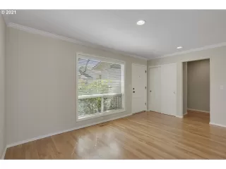 Photo #1: 21653712 Listing