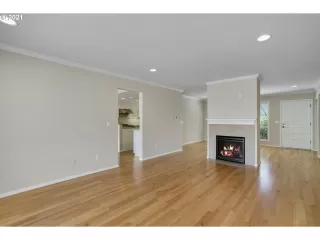 Photo #3: 21653712 Listing