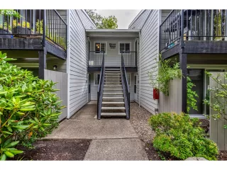 Photo #2: 21653769 Listing