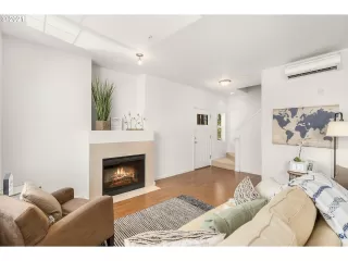 Photo #1: 21655807 Listing