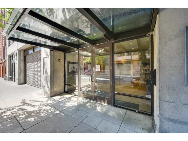 MLS: 21656221 Condo For Sale