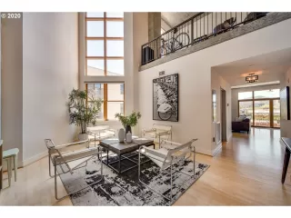 Photo #2: 21656221 Listing 