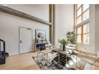 Photo #3: 21656221 Listing 