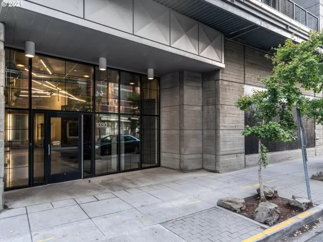 MLS: 21657027 Condo For Sale