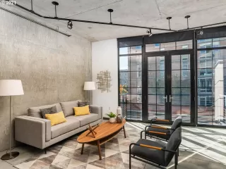 Photo #5: 21657027 Listing 