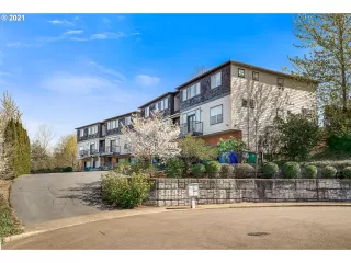 Photo #2: 21657063 Listing