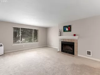 Photo #4: 21657234 Listing