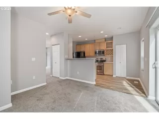 Photo #1: 21657373 Listing 