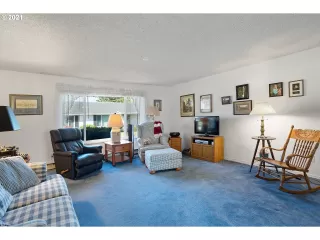 Photo #3: 21657535 Listing