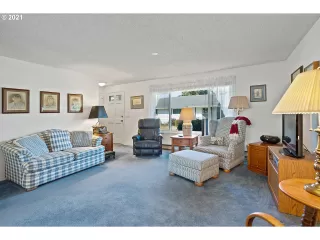 Photo #4: 21657535 Listing