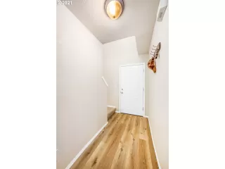 Photo #1: 21658063 Listing