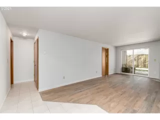 Photo #1: 21658634 Listing