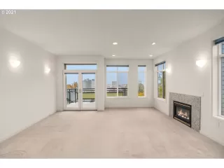 Photo #5: 21658658 Listing 