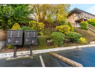 Photo #2: 21659400 Listing 