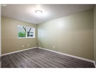 Photo #1: 21659498 Listing